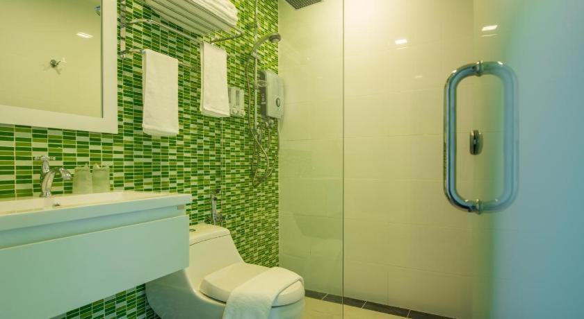 Riverfront Boutique Hotel 3*