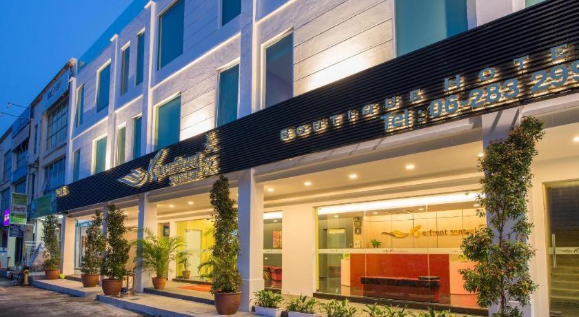 Hotel Riverfront Boutique 3*