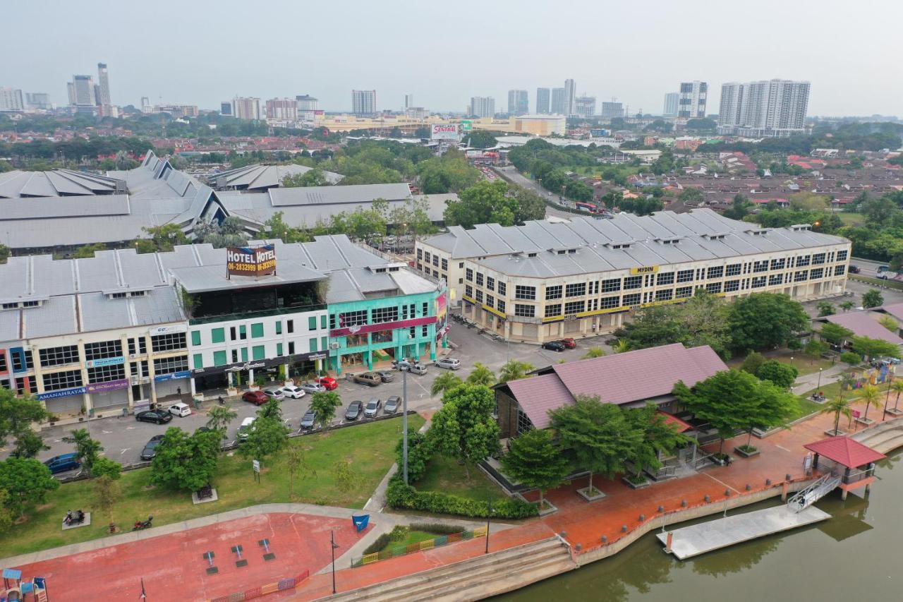 Riverfront Boutique Hotel Malacca